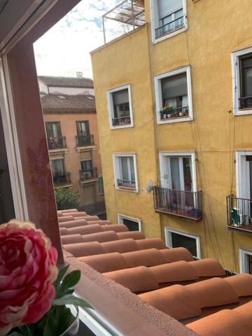 Impresionante Apartamento En Malasana Madrid Extérieur photo